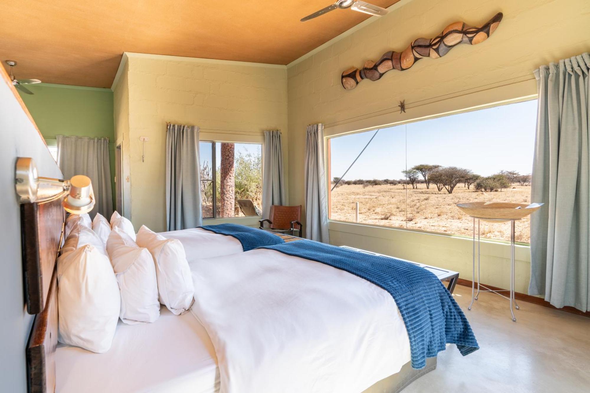 Okonjima Plains Camp Villa Otjiwarongo Exteriör bild